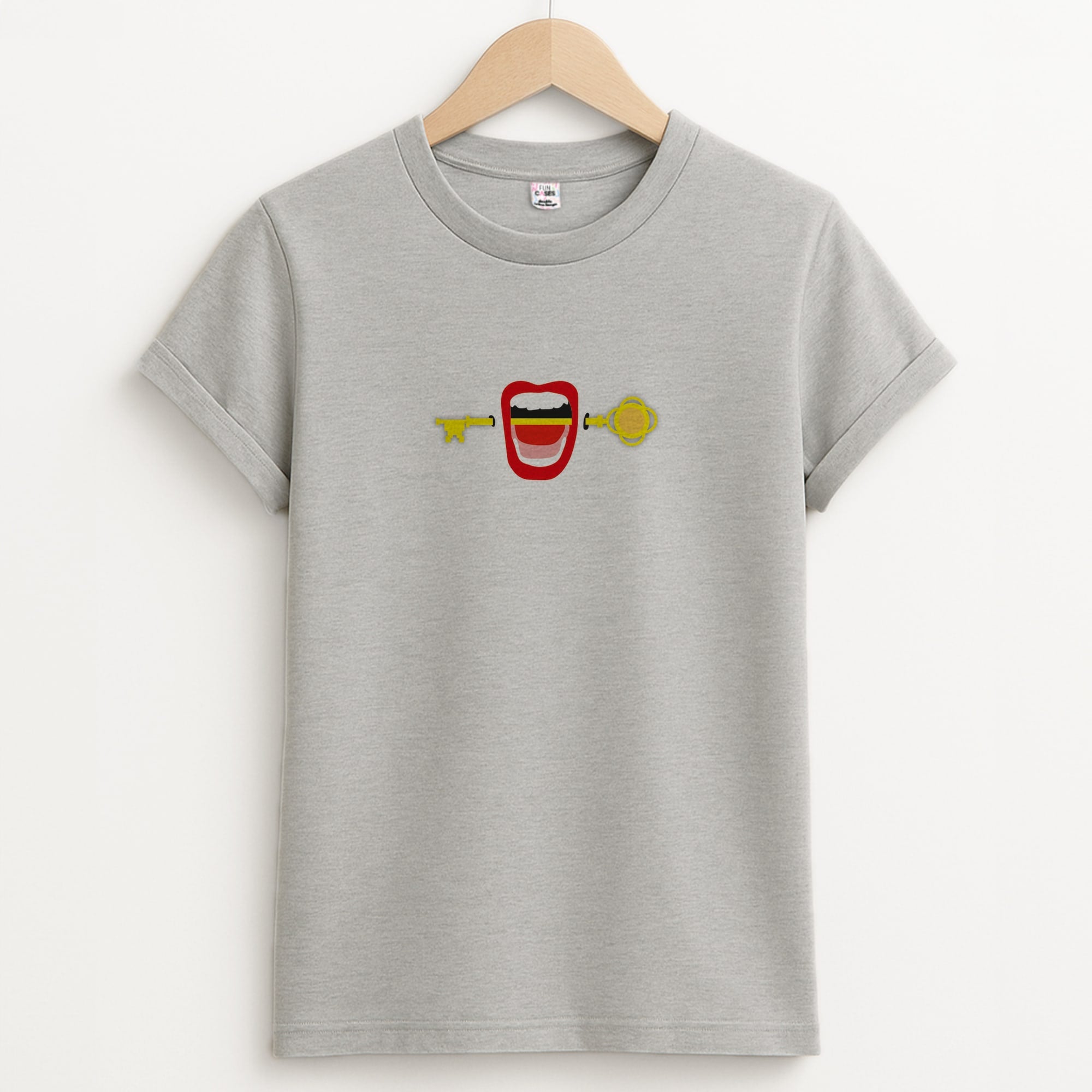 Cover - American Horror Story Unisex Grey T-Shirt