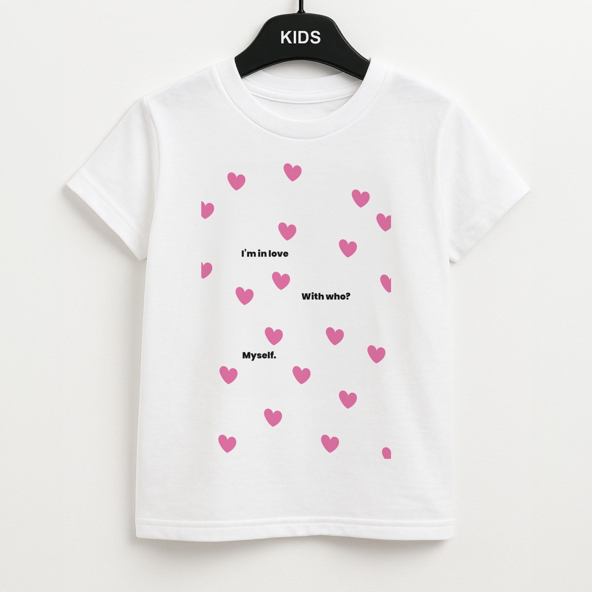 Im in love - Kourtney Kardashian Unisex Kids T-Shirt