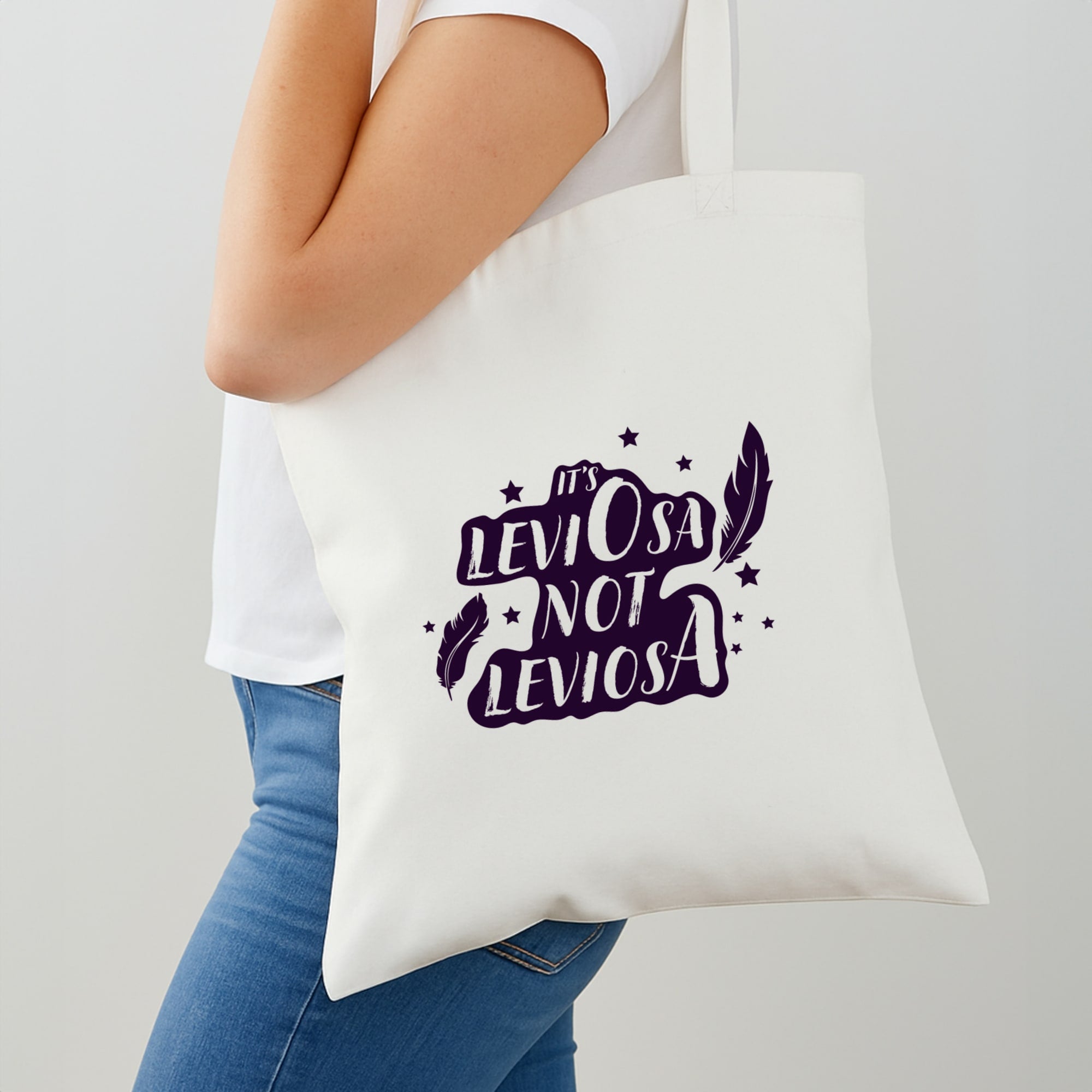 It's Leviosa Shoulder Bag