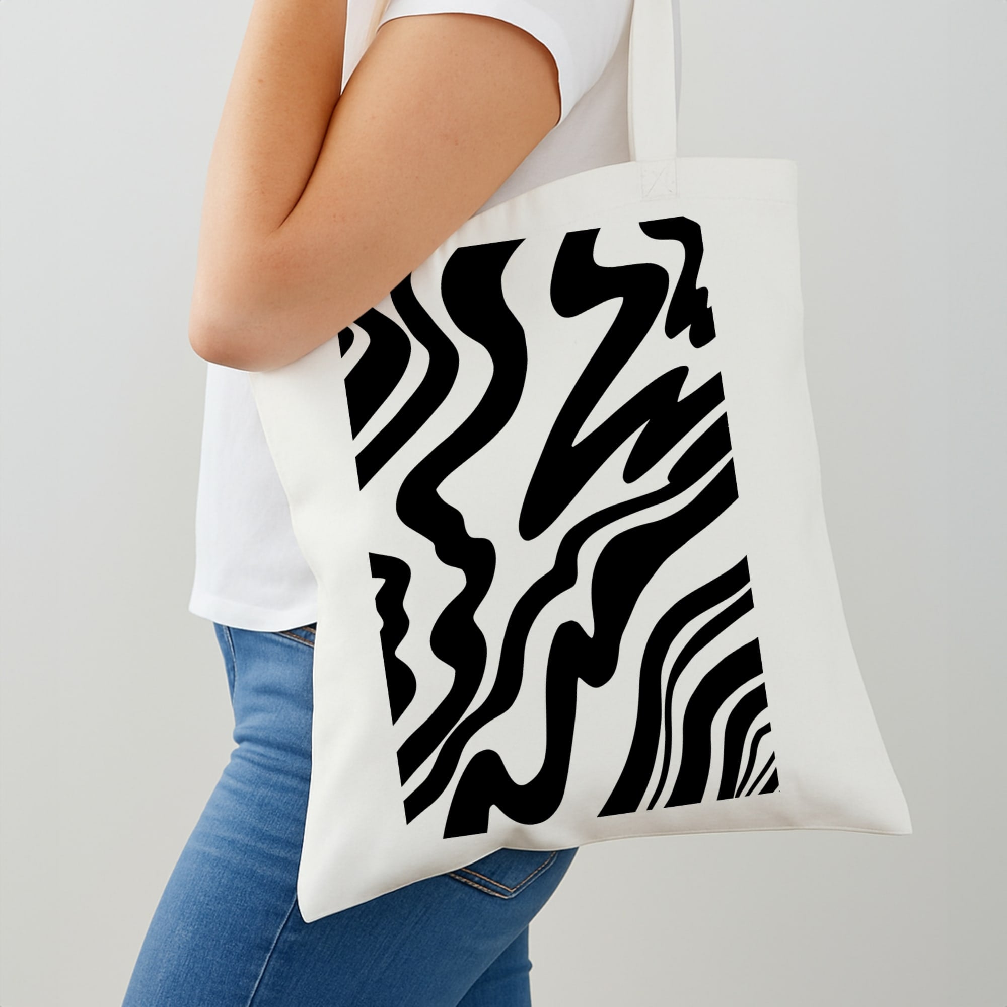 Black And White - Halloween Shoulder Bag