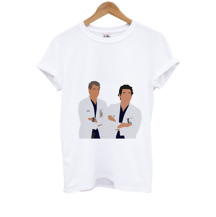 Two Doctors Arm Crossed - Grey's Anatomy Kids T-Shirt
