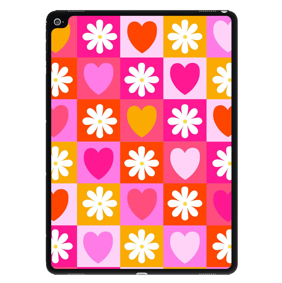 Checked Hearts And Flowers - Spring Patterns iPad Case