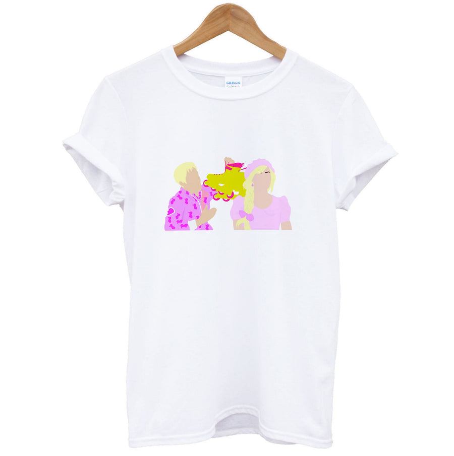 Rollerskates - Margot Robbie T-Shirt