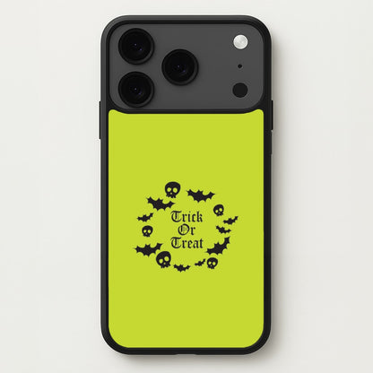 Trick Or Treat Wreath iPhone 17 Pro Max Case
