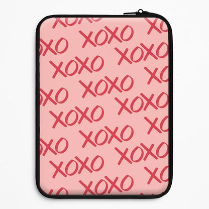 XOXO Pattern Universal Laptop Sleeve