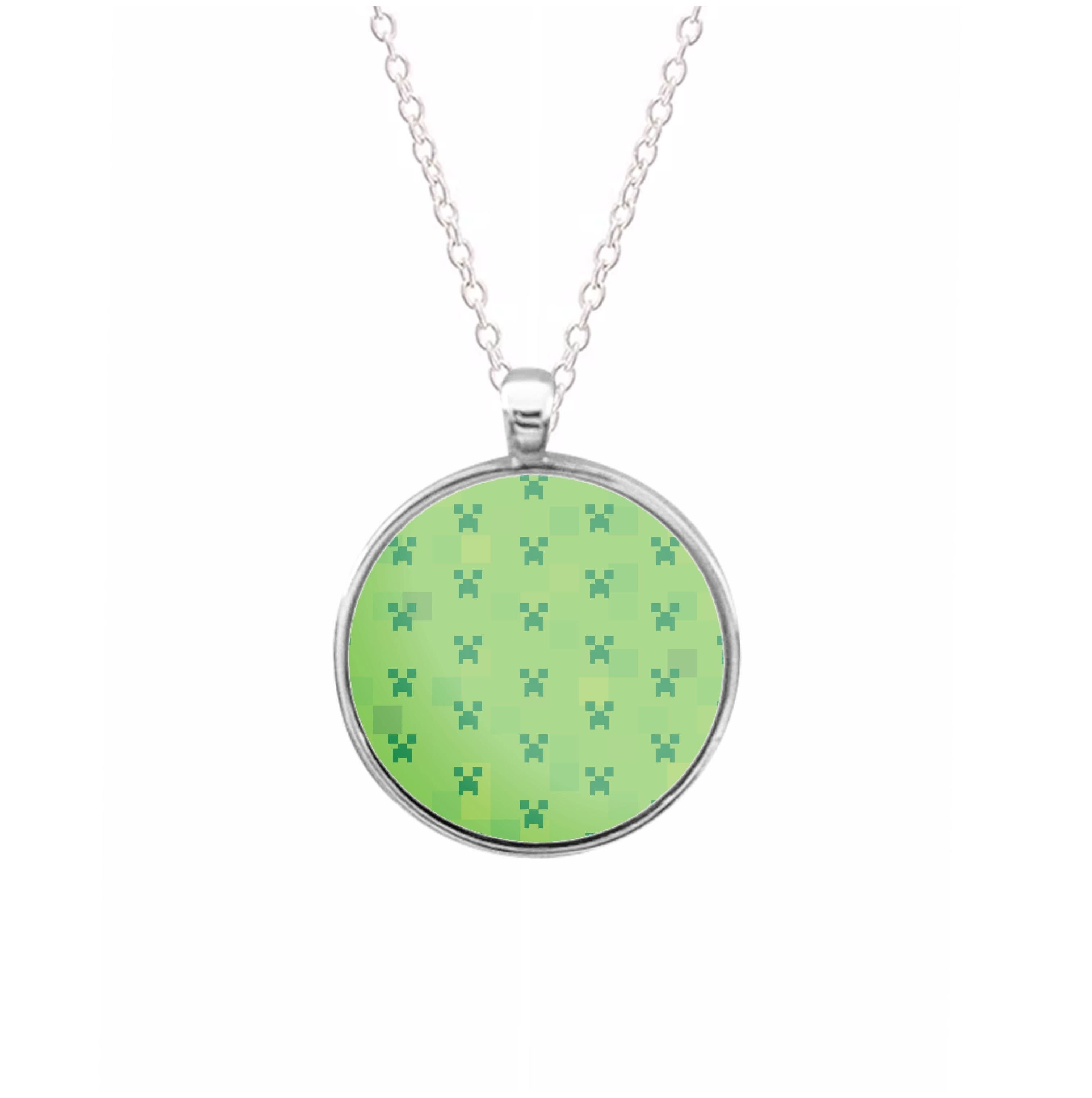 Creeper Pattern Green Necklace