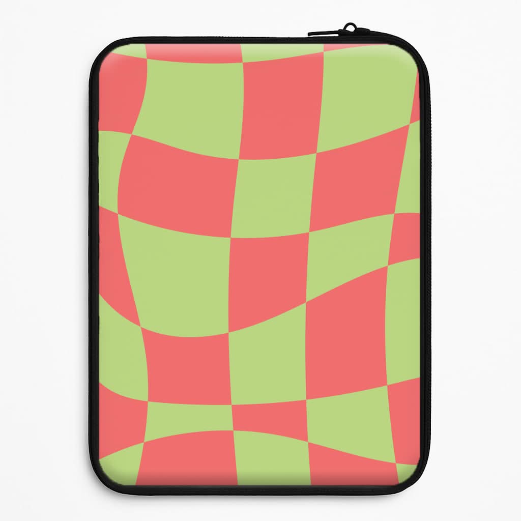 Abstract Red And Green Christmas Pattern Universal Laptop Sleeve