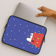 Cartoon Beagle Fairylights Laptop Sleeve 2