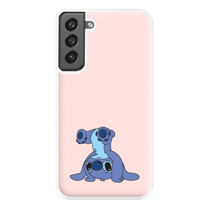 Cute Blue Alien Handstand Galaxy S21FE Case