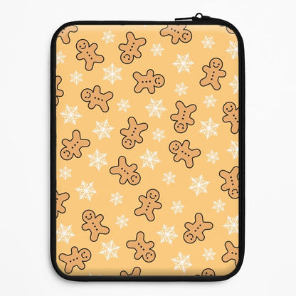 Cute Gingerbread And Snowflakes Pattern Universal Laptop Sleeve