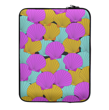 Seashells Pattern 9 Laptop Sleeve