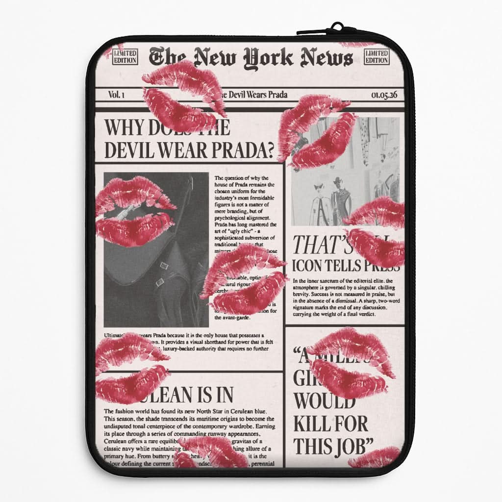 Headline Kisses Universal Laptop Sleeve