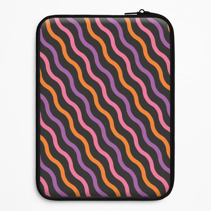 Wavy Abstract Halloween Pattern Universal Laptop Sleeve