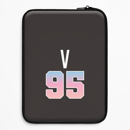 V 95 Universal Laptop Sleeve