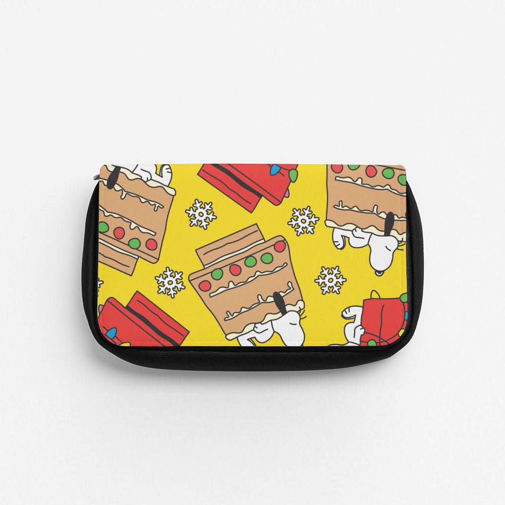 Cartoon Beagle Fairylights And Gingerbead Pattern Pencil Case