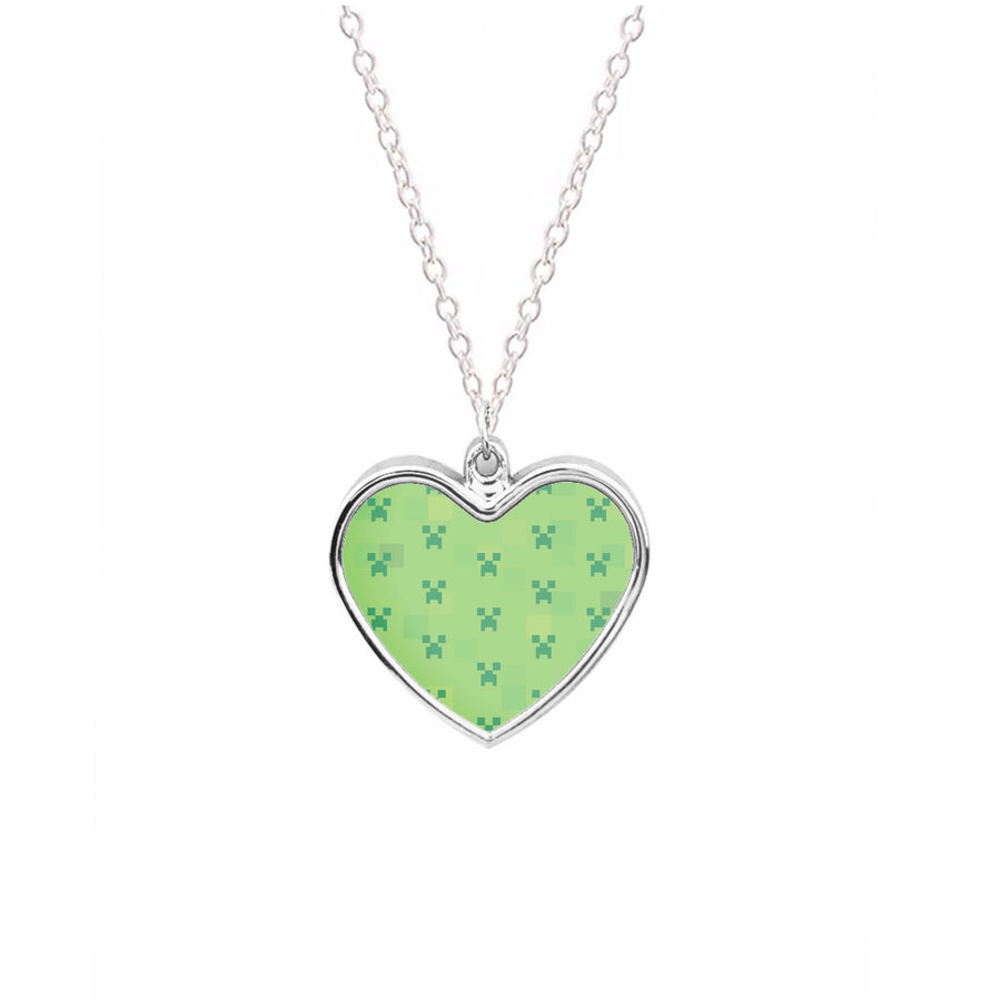 Creeper Pattern Green Necklace