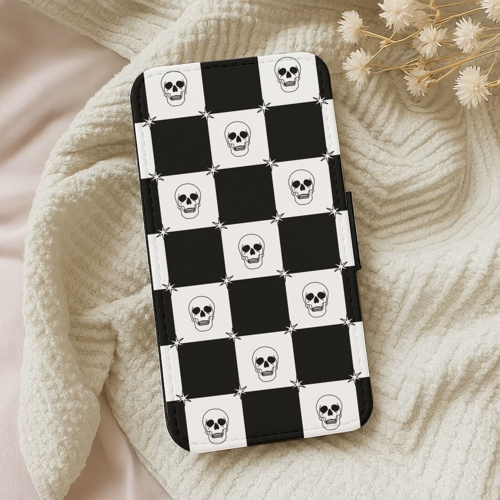 Checkered Skulls Pattern Leather Phone Case
