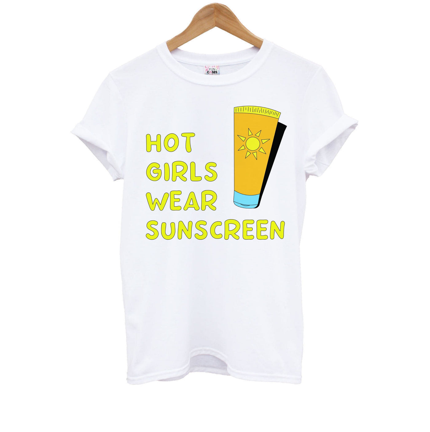 Hot Girls Wear Sunscreen - Summer Kids T-Shirt