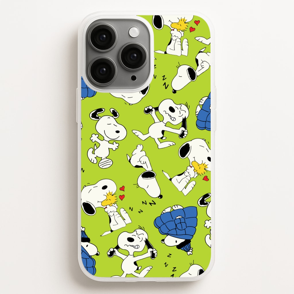 Lime Green Cartoon Beagle Pattern  - Snoopy Phone Case for iPhone 16 Pro Max