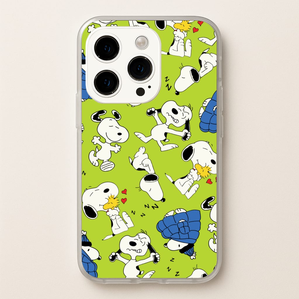 Lime Green Cartoon Beagle Pattern  - Snoopy Phone Case for iPhone 15 Pro Max