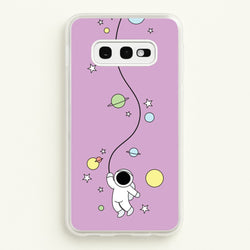 Cute Hanging Astronaut  - Space Phone Case for Galaxy S10e