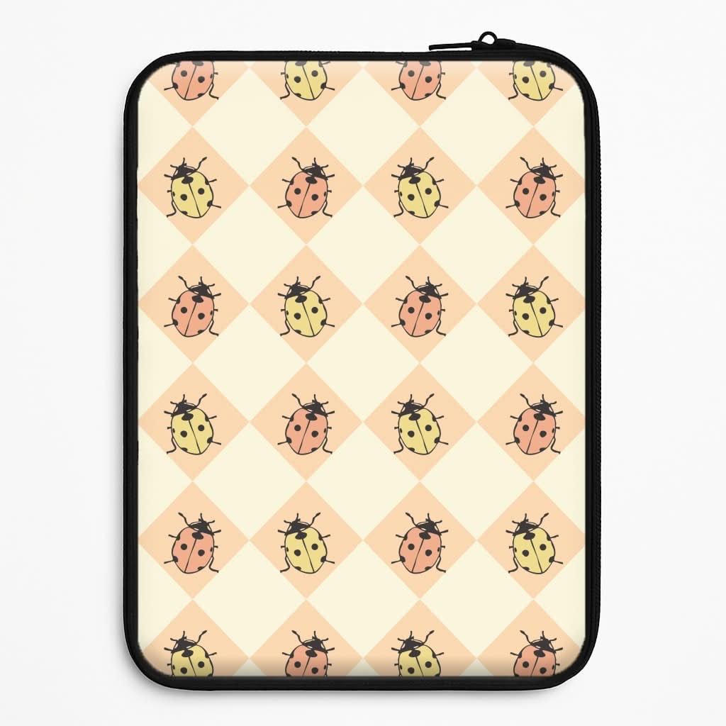 Argyle Ladybugs Pattern Laptop Sleeve