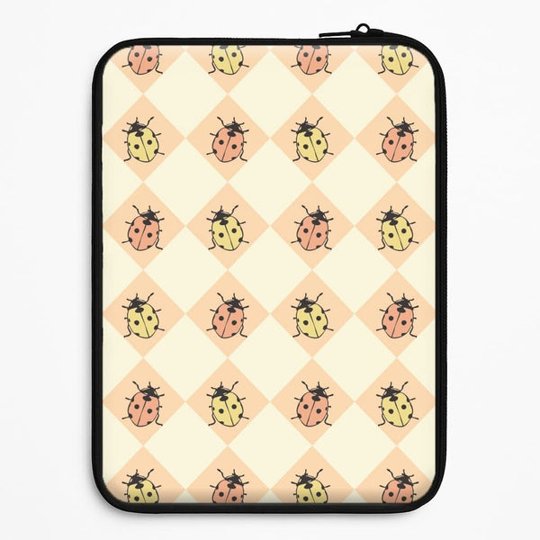 Argyle Ladybugs Pattern Universal Laptop Sleeve