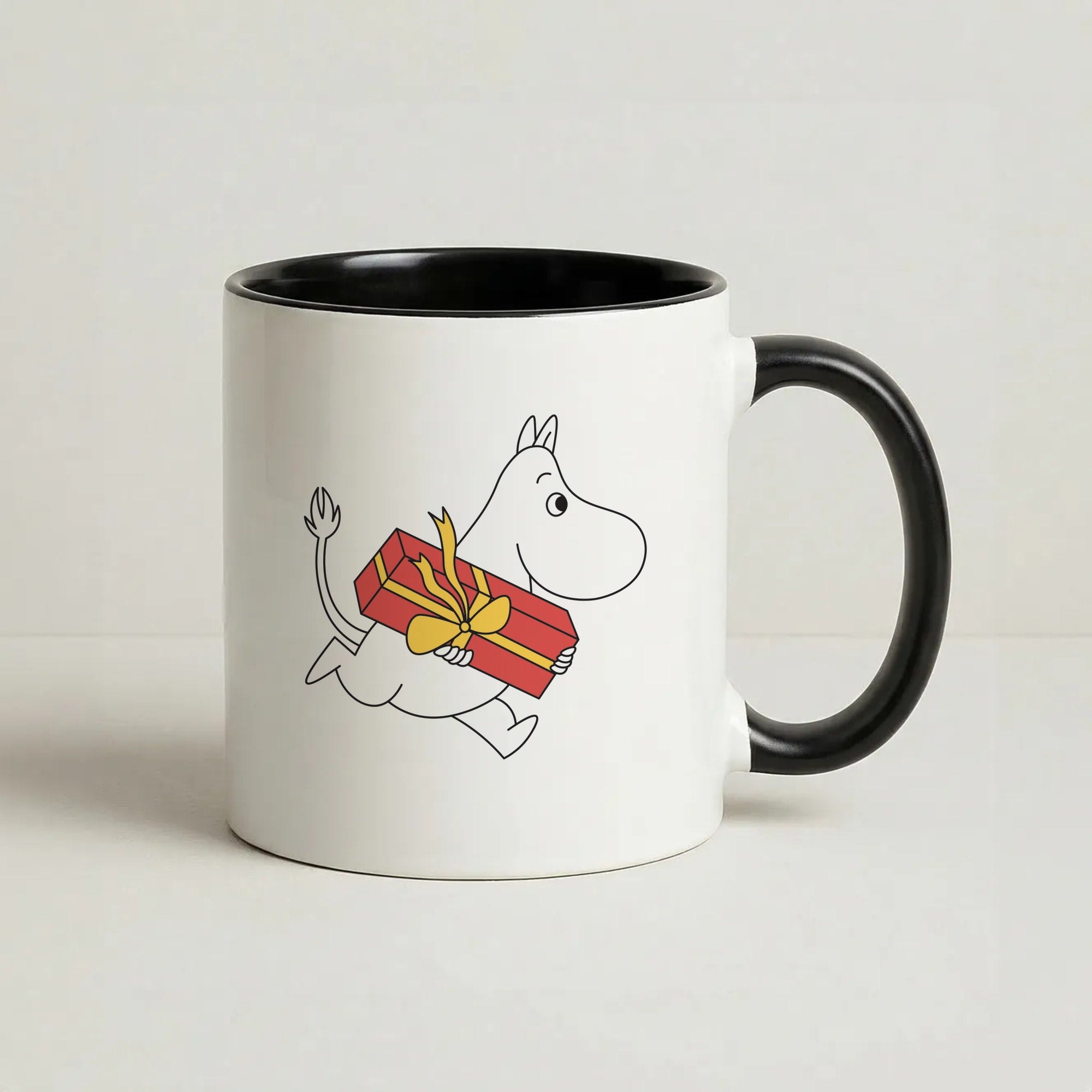 Red Present Moom Coffee Black Mug