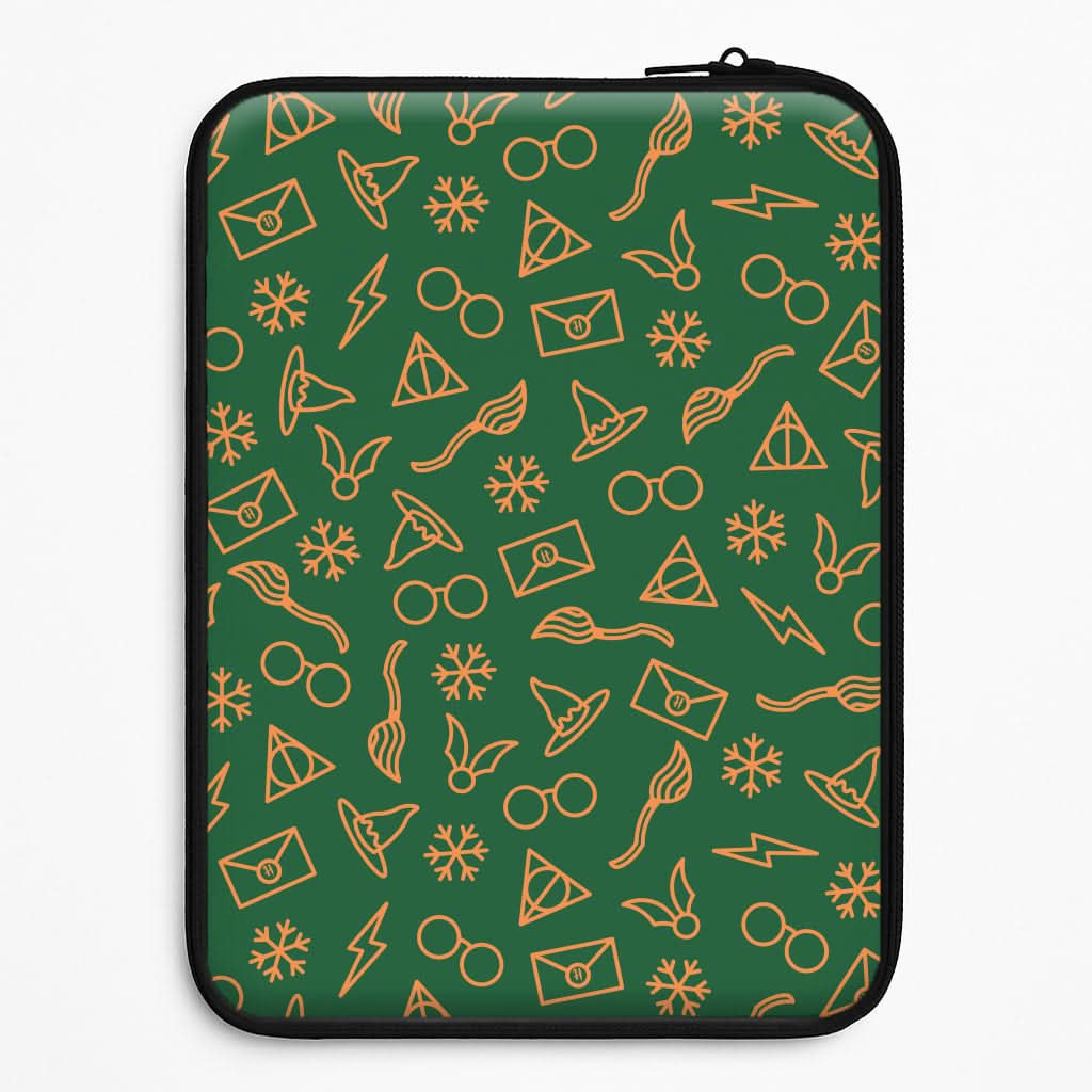 Christmas Wizard Icons Pattern Universal Laptop Sleeve