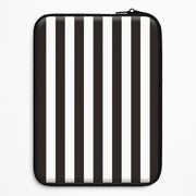 Contrast Chic Laptop Sleeve 1