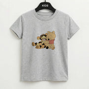 A Hug Said Pooh - Winnie Kids T-Shirt 2
