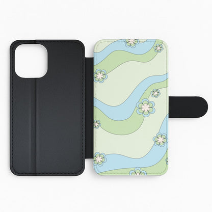 Waves And Flowers Green Retro Pattern Flip Phone Case