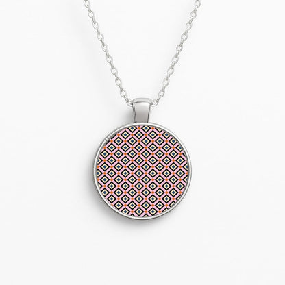 Retro Diamonds Pattern Circle Necklace