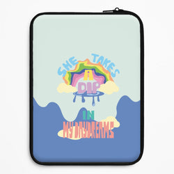 She takes a dip in my daydreams Universal Laptop Sleeve
