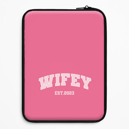 Wifey - Bridal Universal Laptop Sleeve
