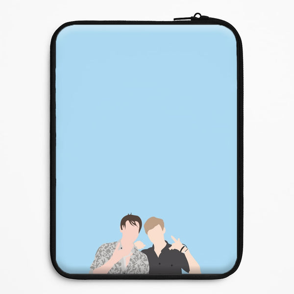 Pose - S & C Universal Laptop Sleeve