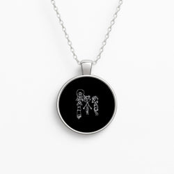 Cor Outline Circle Necklace
