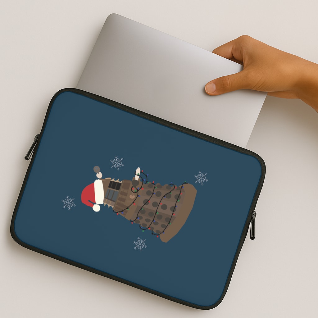 Christmas Dalek - Doctor Who MacBook Case