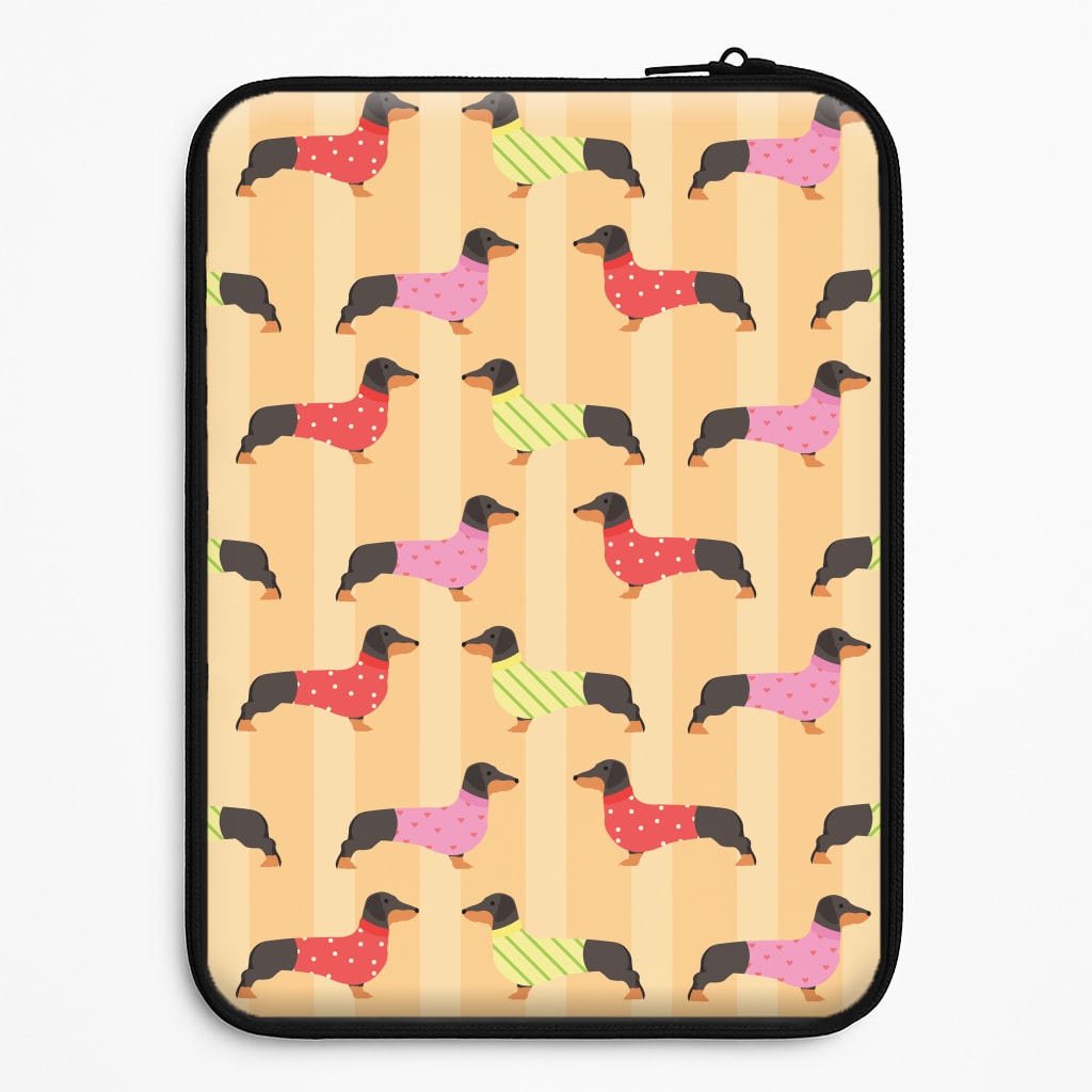 Dachshunds In Sweaters Pattern Laptop Sleeve