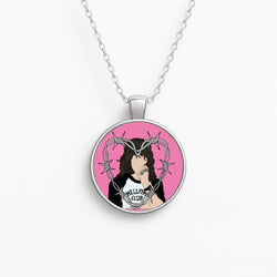 Eddie Heart Circle Necklace