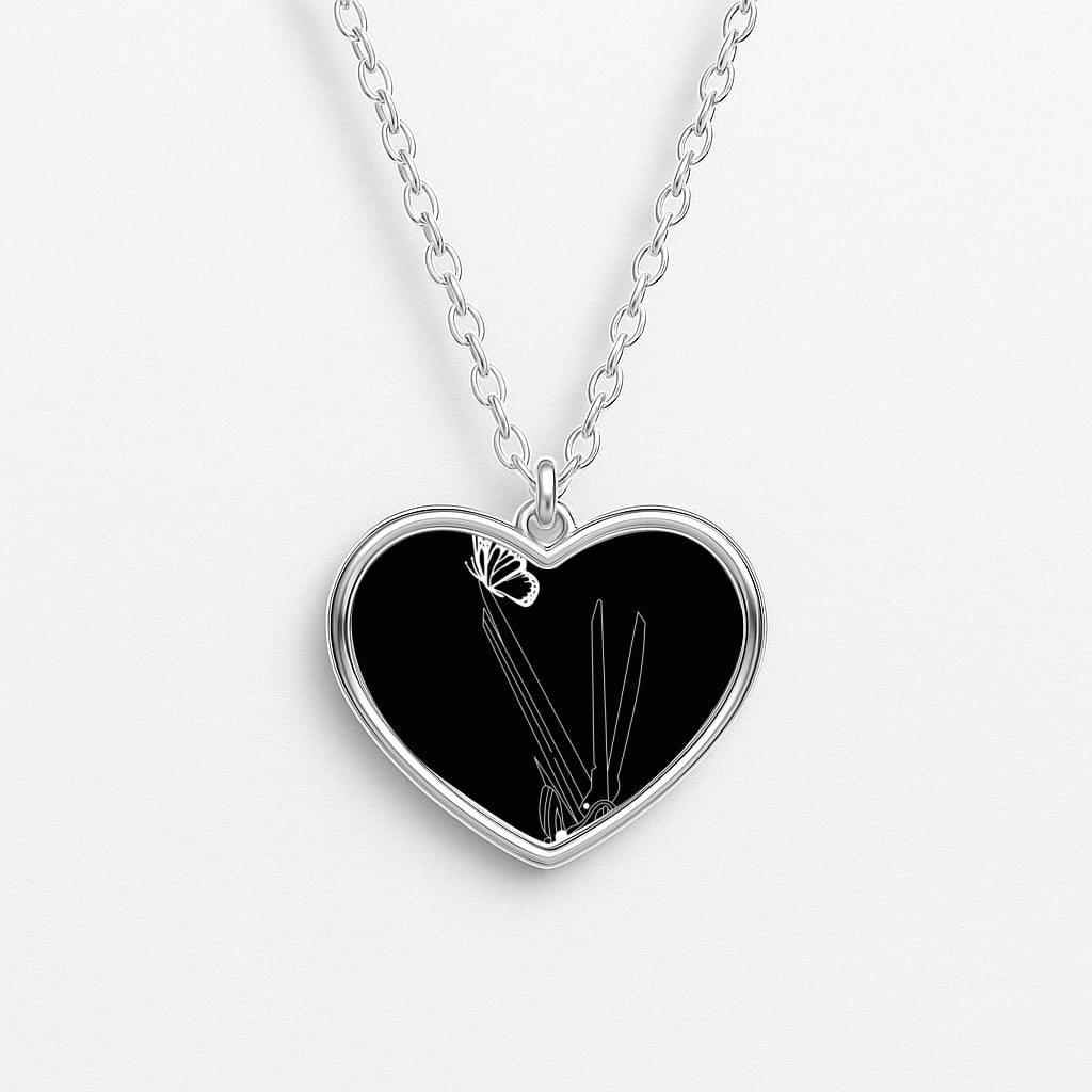 Scissorhands - Scissorhands Heart Necklace