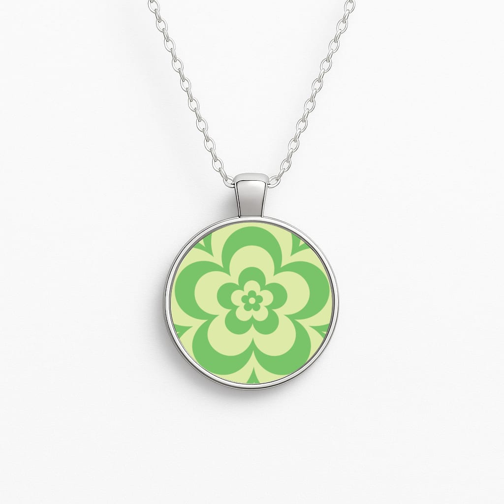 Green Abstract Flower Pattern  Necklace