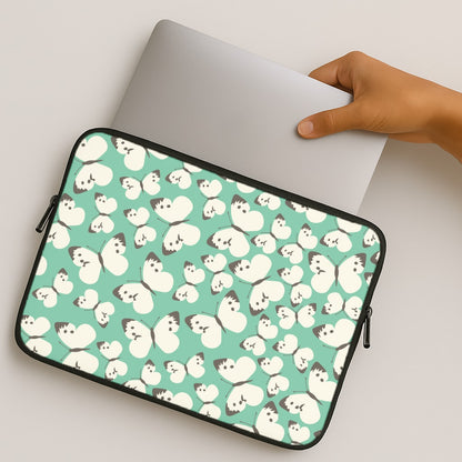 White Butterfly - Butterfly Patterns MacBook Case