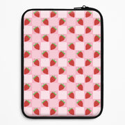 Checkered Strawberries Pattern Laptop Sleeve 1