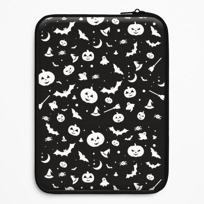 Black and White Halloween Pattern Universal Laptop Sleeve