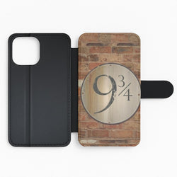 Platform 9 and 3 Quarters Flip Phone Case