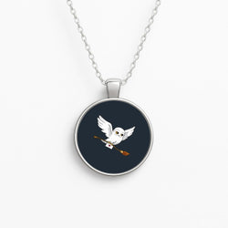 Messenger Owl Hedwig Circle Necklace
