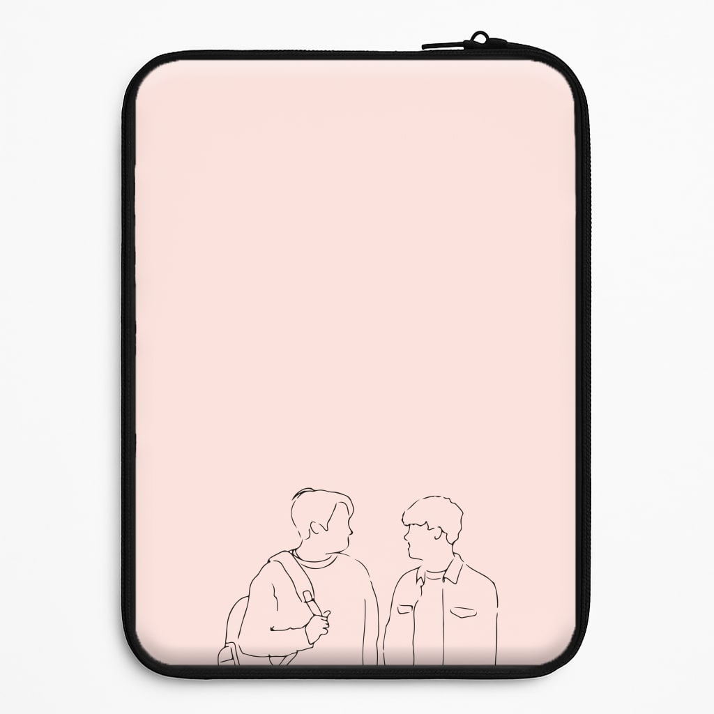 Outline - Heart TV Universal Laptop Sleeve