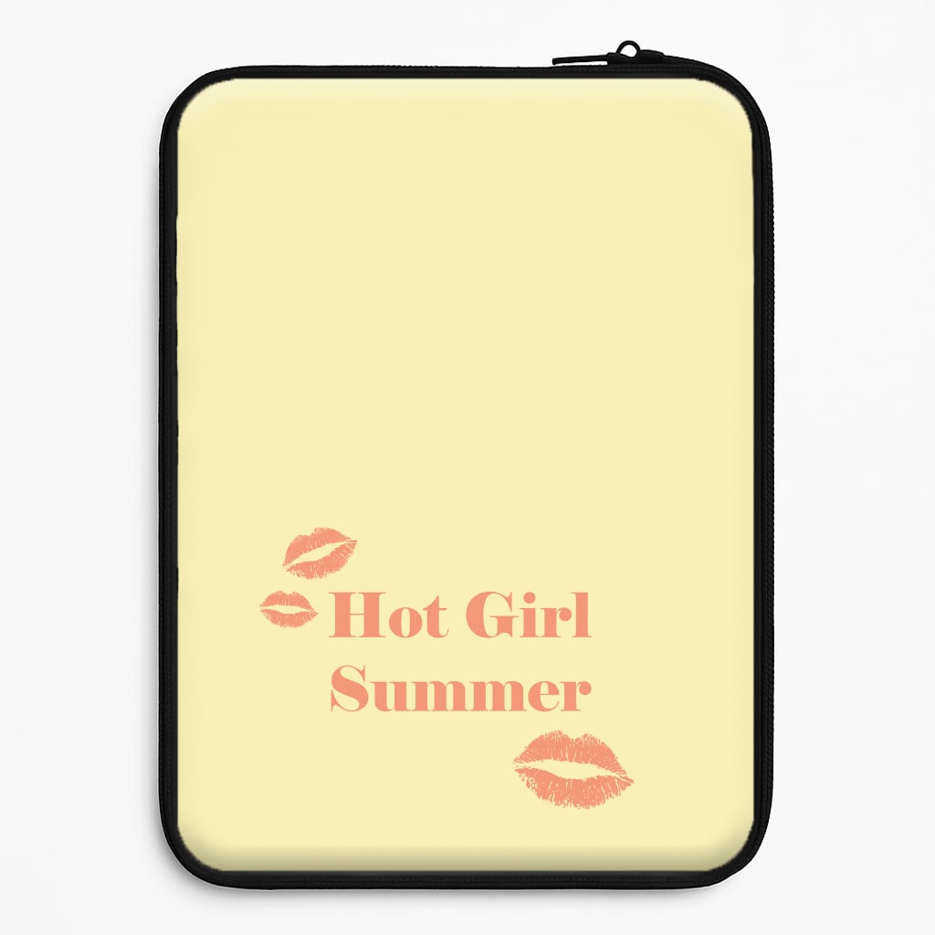 Hot Girl Summer Kisses Laptop Sleeve