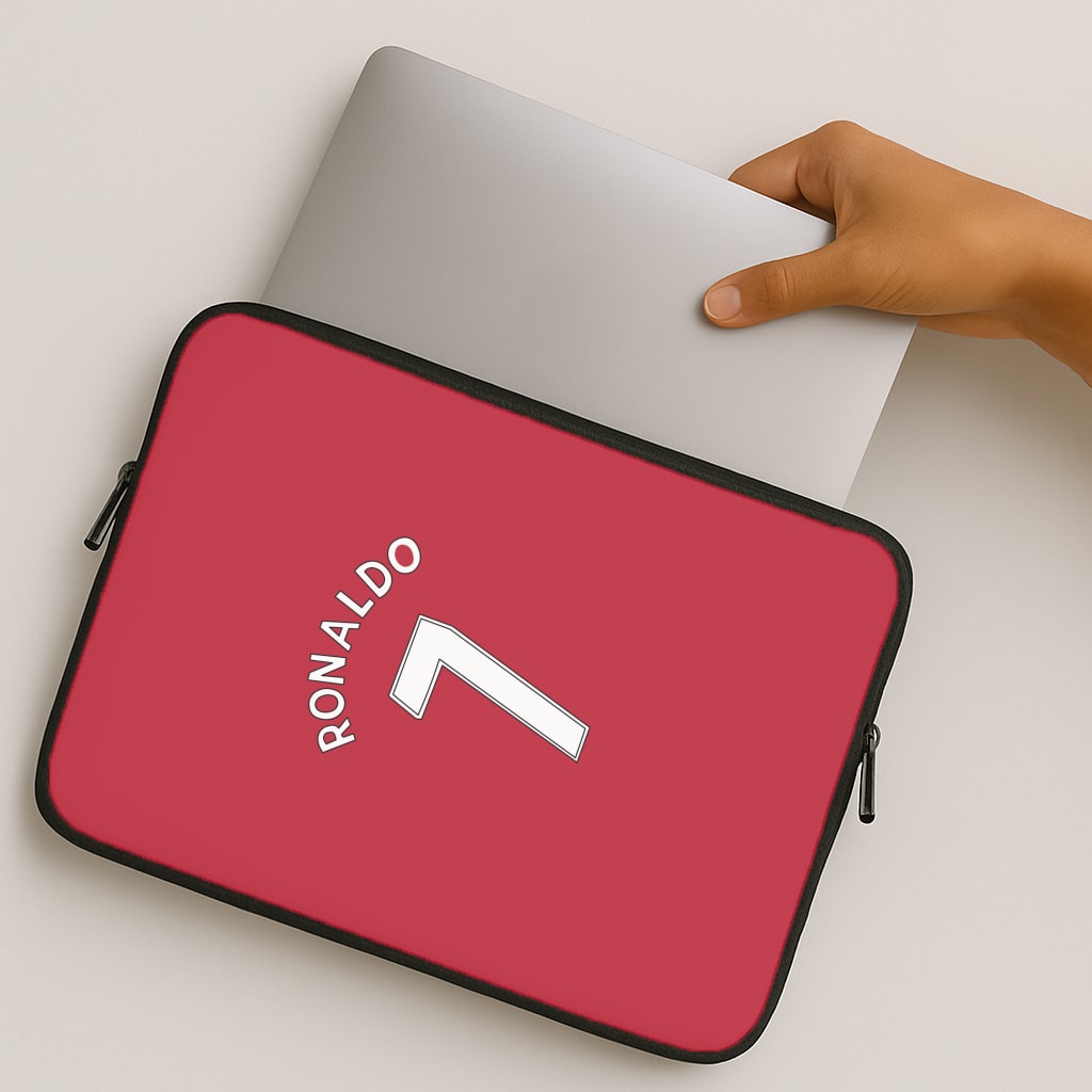 Iconic 7 - Ronaldo MacBook Case